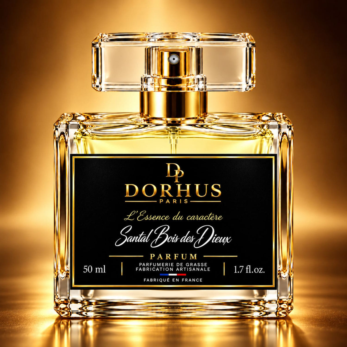 Flacon de parfum Santal Bois des Dieux Dorhus Paris 50 ml, avec étiquette noire et dorée, sur fond doré.